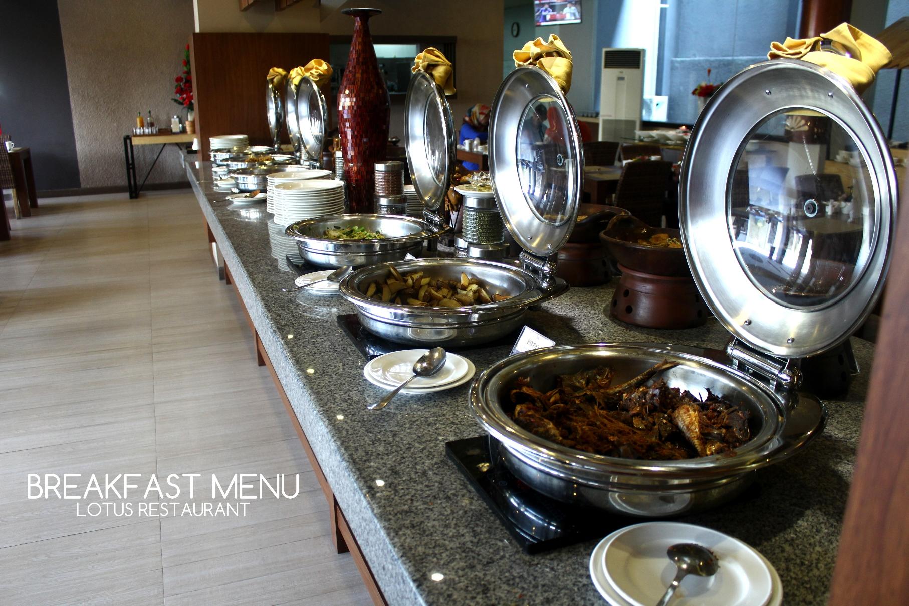 Crystal Lotus Hotel Yogyakarta Esterno foto